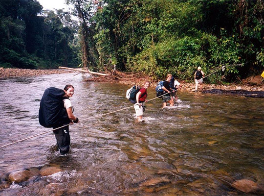 4D3N Mulu Show Caves + Headhunter Trails 4D3N Mulu Show Caves + Headhunter Trails